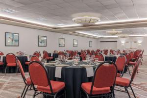 embassy suites by hilton convention center las vegas