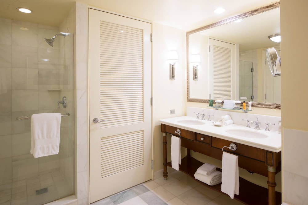 hilton lake las vegas resort and spa