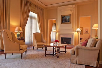 hilton lake las vegas resort and spa