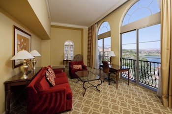 hilton lake las vegas resort and spa