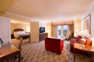 hilton lake las vegas resort and spa