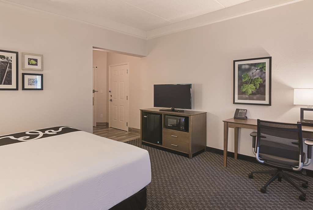 la quinta inn and suites by wyndham orlando ucf