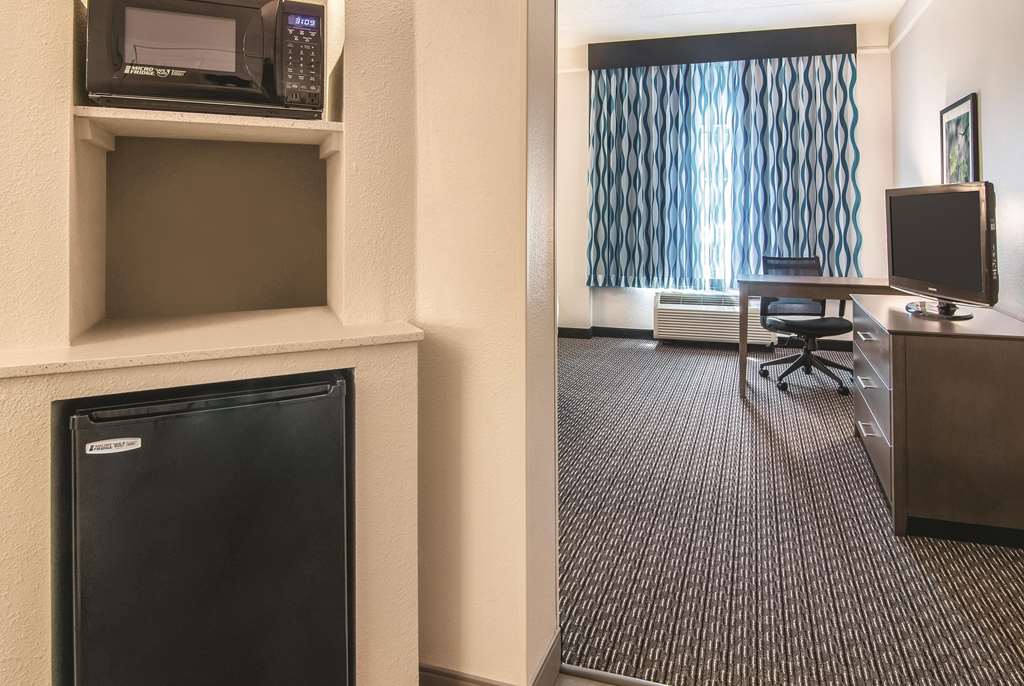 la quinta inn and suites by wyndham orlando ucf