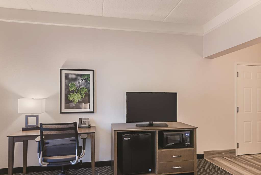 la quinta inn and suites by wyndham orlando ucf