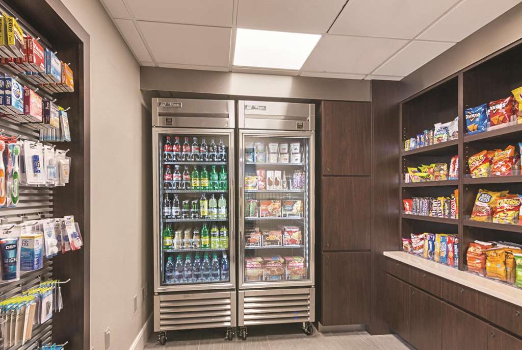 la quinta inn and suites by wyndham orlando ucf