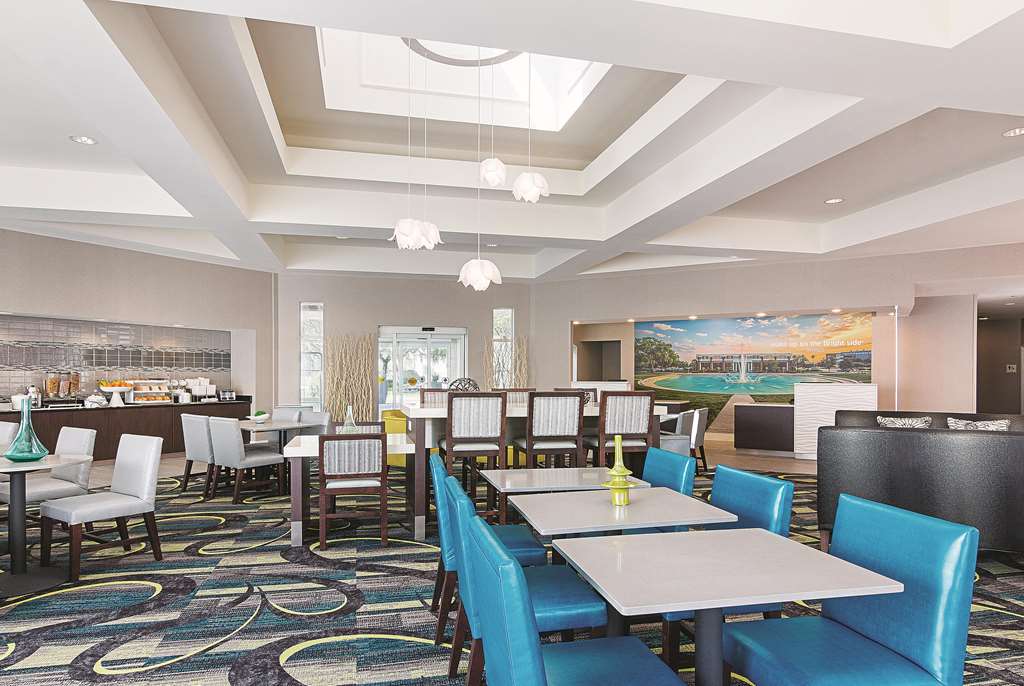la quinta inn and suites by wyndham orlando ucf