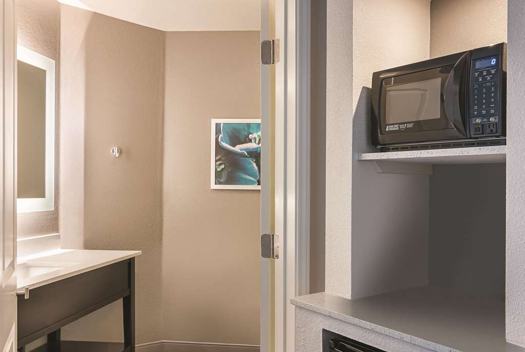 la quinta inn and suites by wyndham orlando ucf