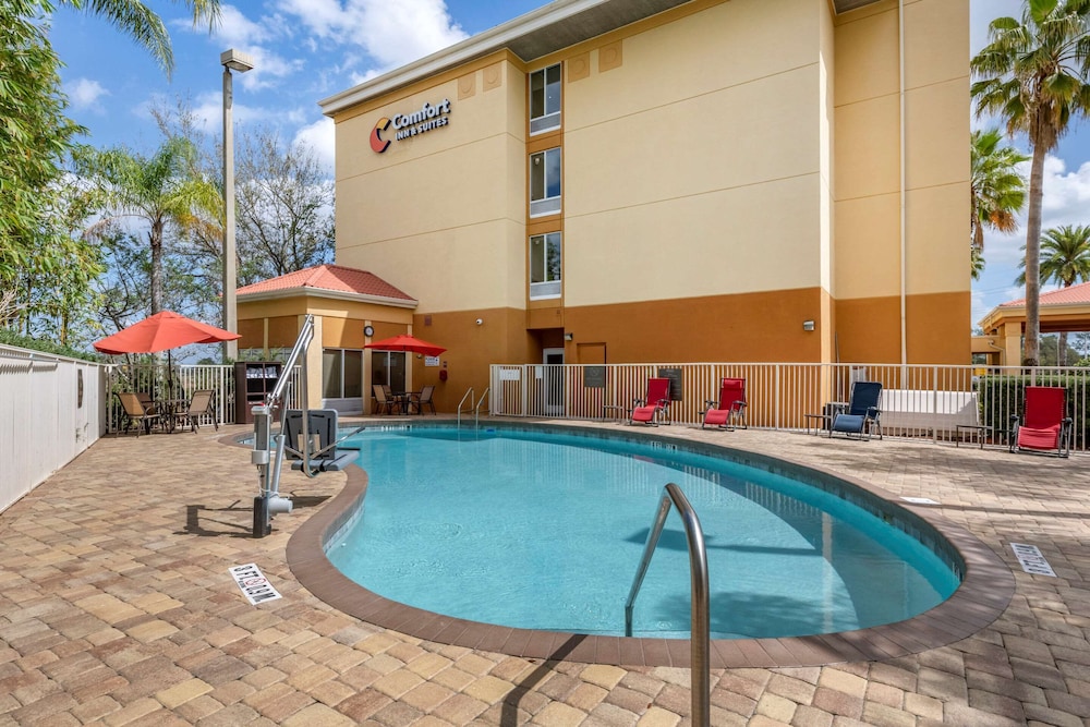 comfort inn and suites orlando north