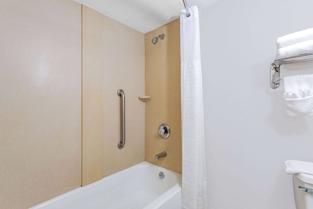 days inn by wyndham n orlando casselberry