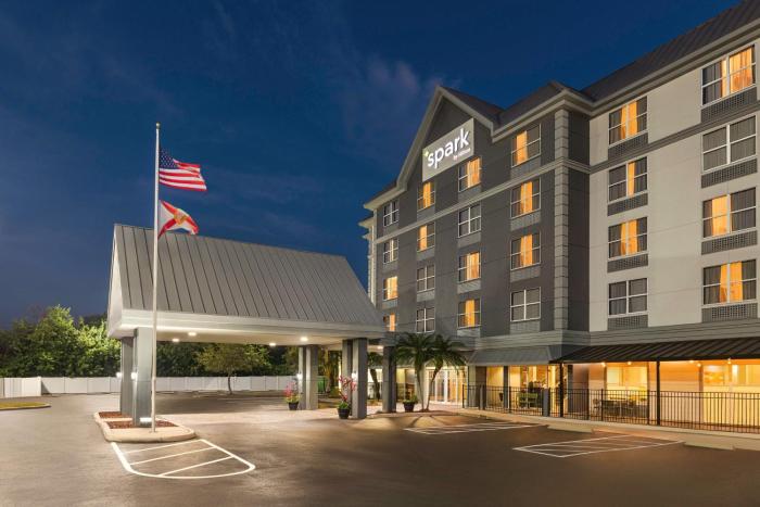 spark by hilton orlando universal blvd