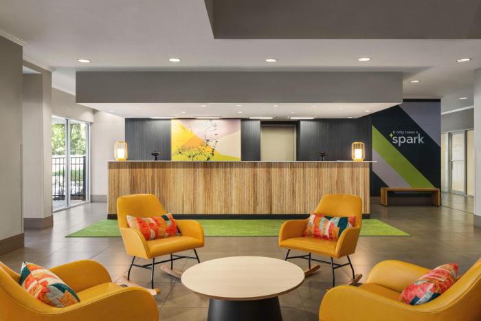 spark by hilton orlando universal blvd