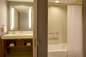 hyatt place orlando airport