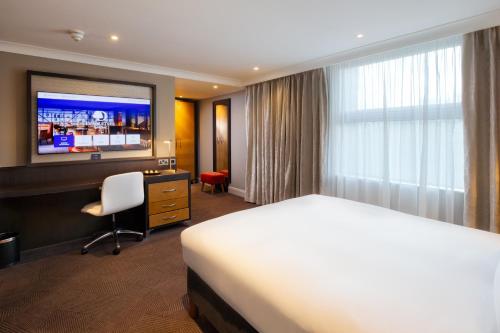 doubletree by hilton london ealing hotel