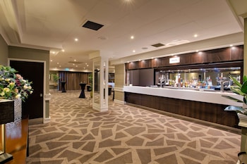doubletree by hilton london ealing hotel
