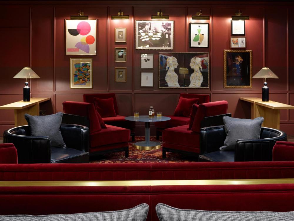 the trafalgar st james london curio collection by hilton