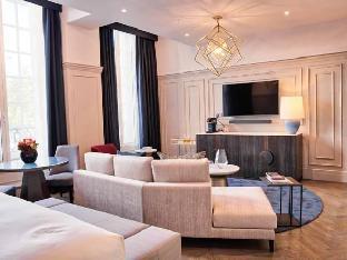 The Trafalgar St. James London, Curio Collection By Hilton,2 Spring Gardens,5 star