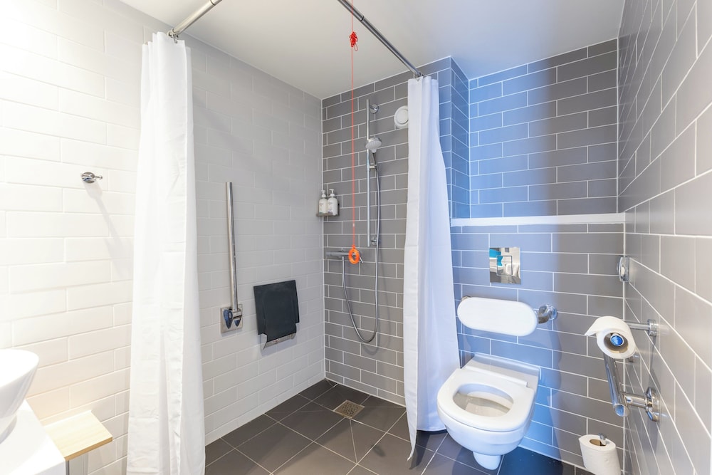holiday inn express london croydon by ihg