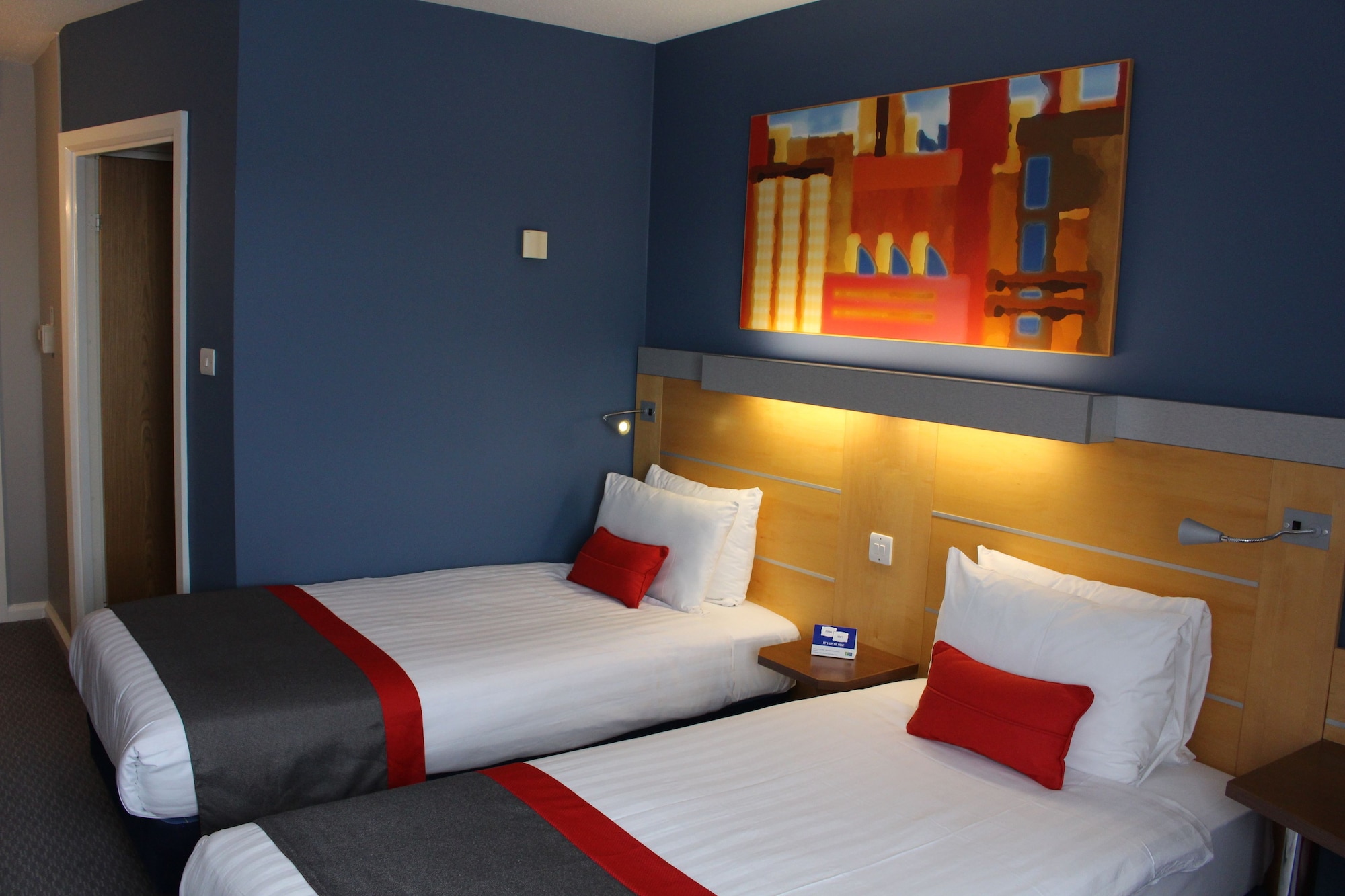 holiday inn express london croydon by ihg