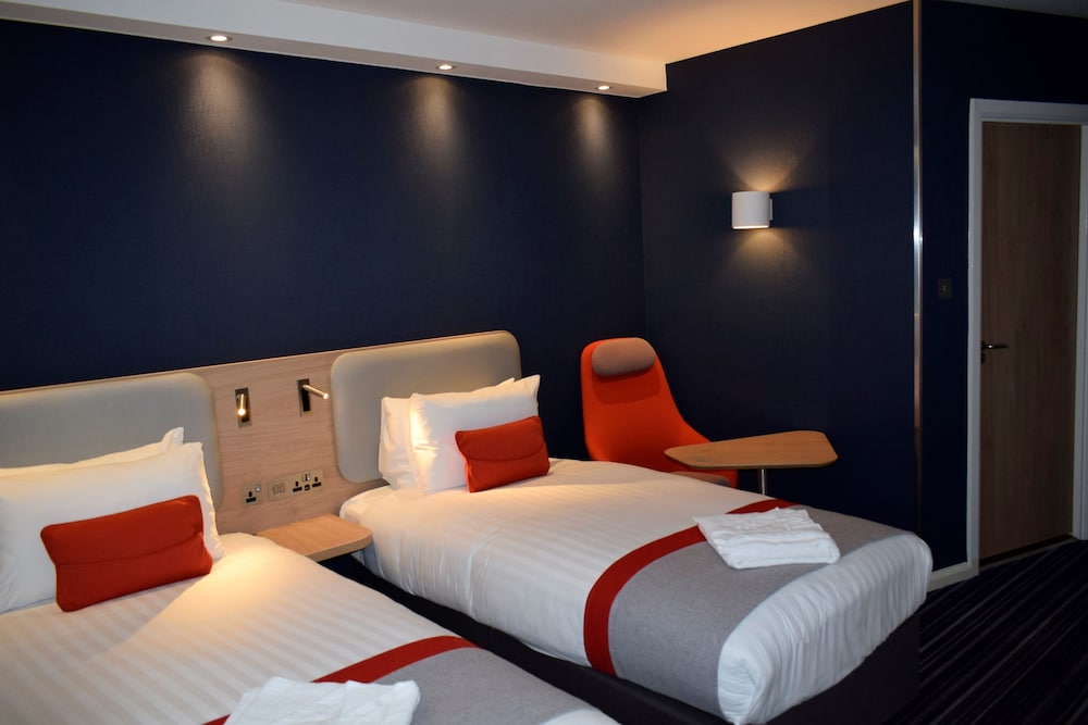 holiday inn express london croydon by ihg