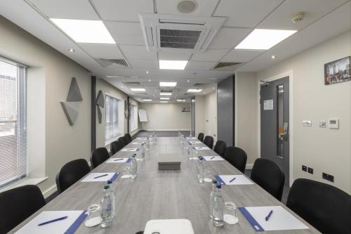 holiday inn express london croydon by ihg