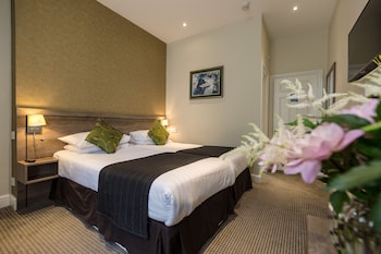 kensington gardens hotel