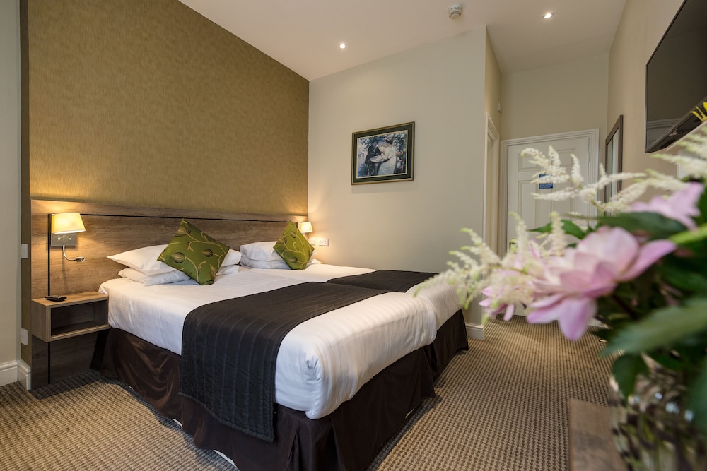 kensington gardens hotel