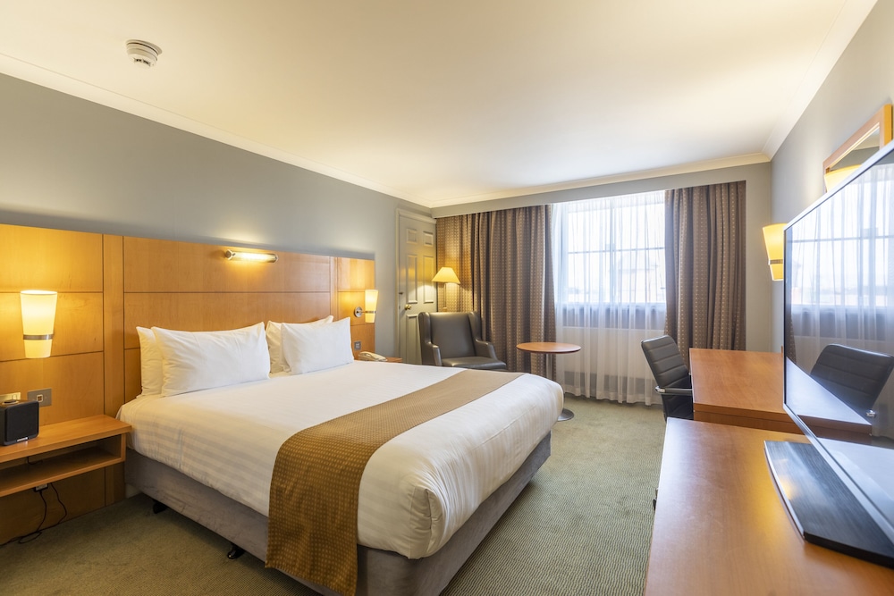 holiday inn london sutton by ihg