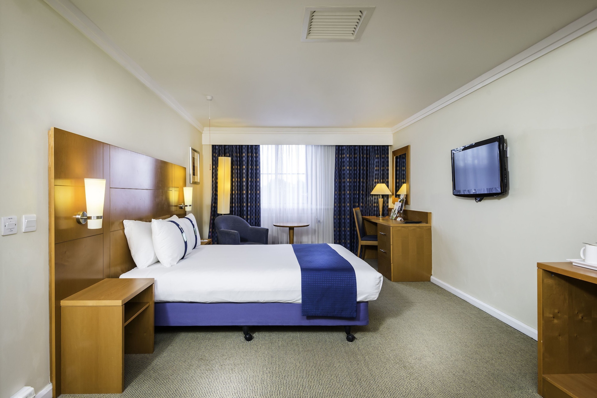 holiday inn london sutton by ihg