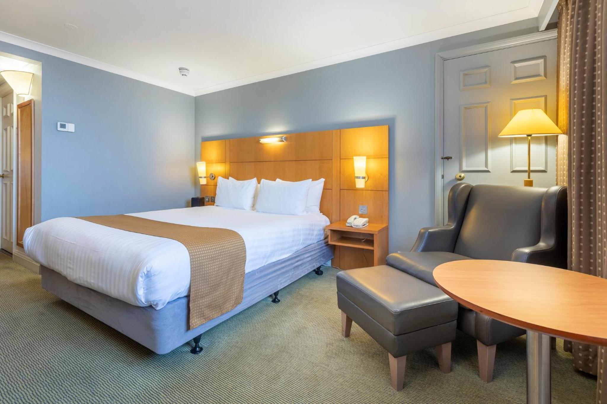 holiday inn london sutton by ihg