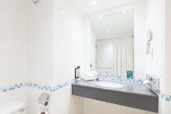 Holiday Inn London - Sutton By Ihg,Greater London>>Croydon,4 star