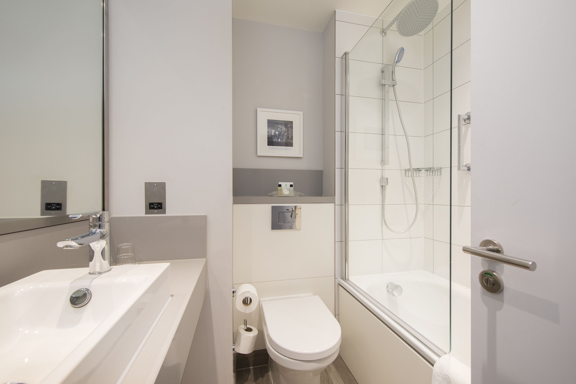 holiday inn london shepperton by ihg