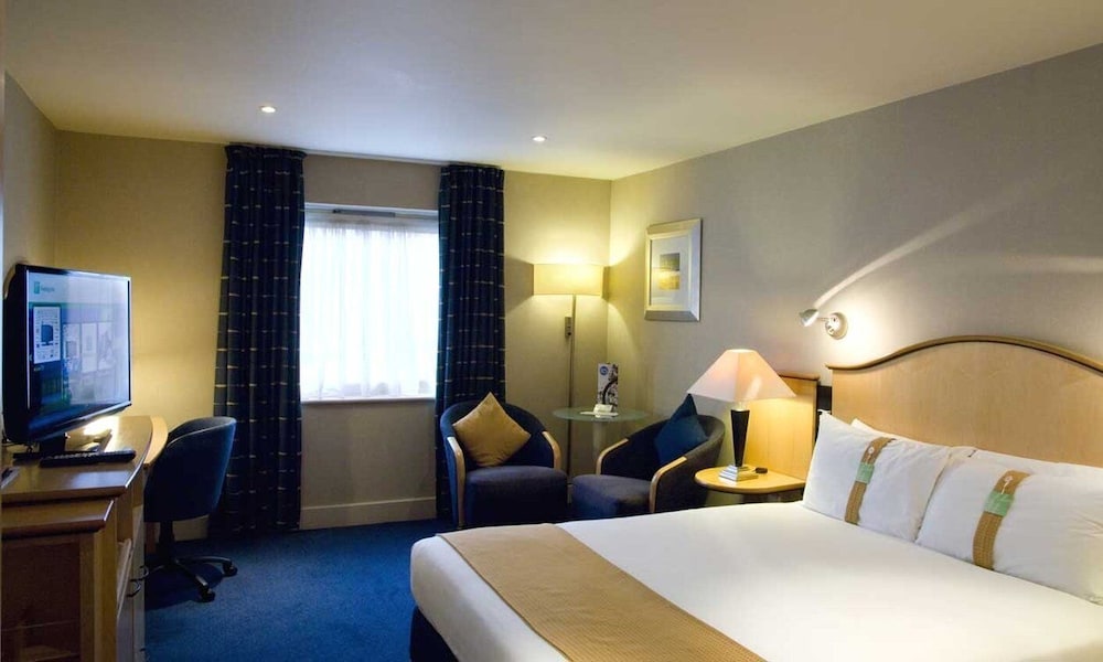 holiday inn london shepperton by ihg