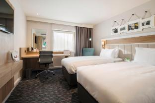 holiday inn london shepperton by ihg