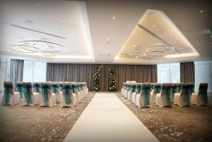 holiday inn london shepperton by ihg