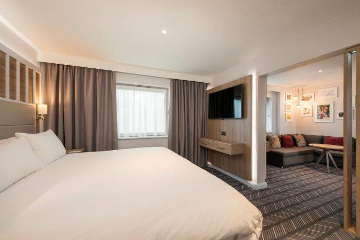 holiday inn london shepperton by ihg