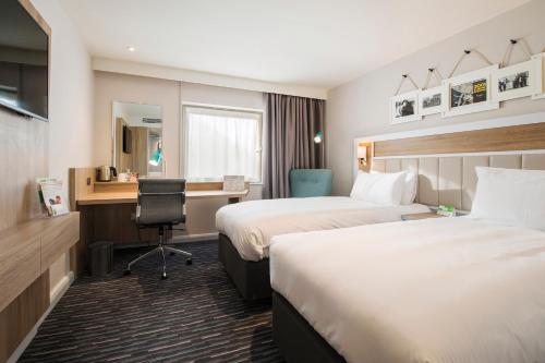 holiday inn london shepperton by ihg