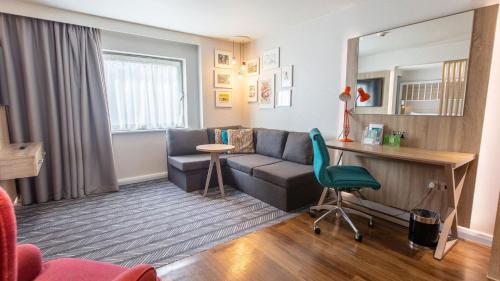 holiday inn london shepperton by ihg