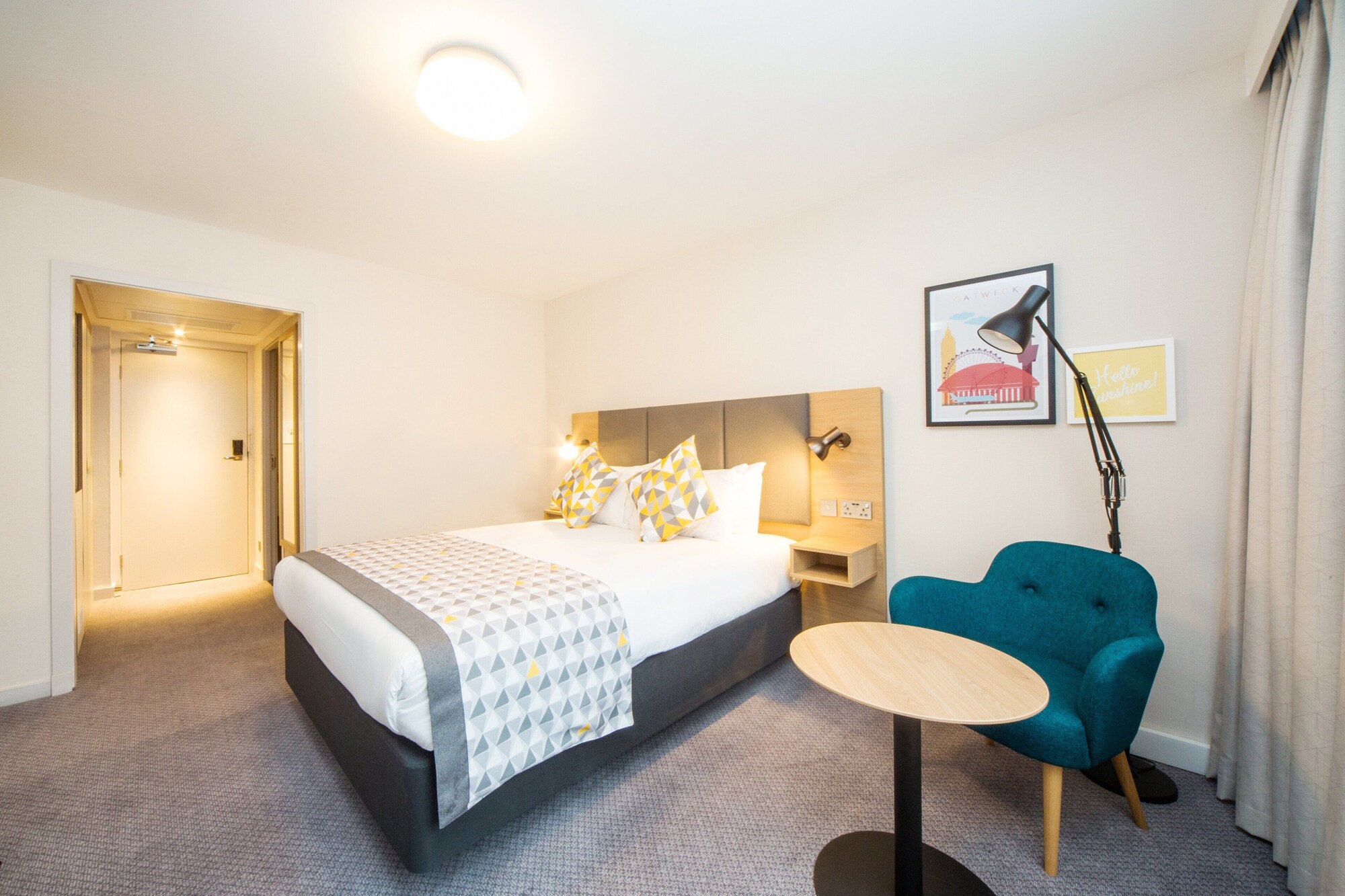 holiday inn london gatwick airport by ihg