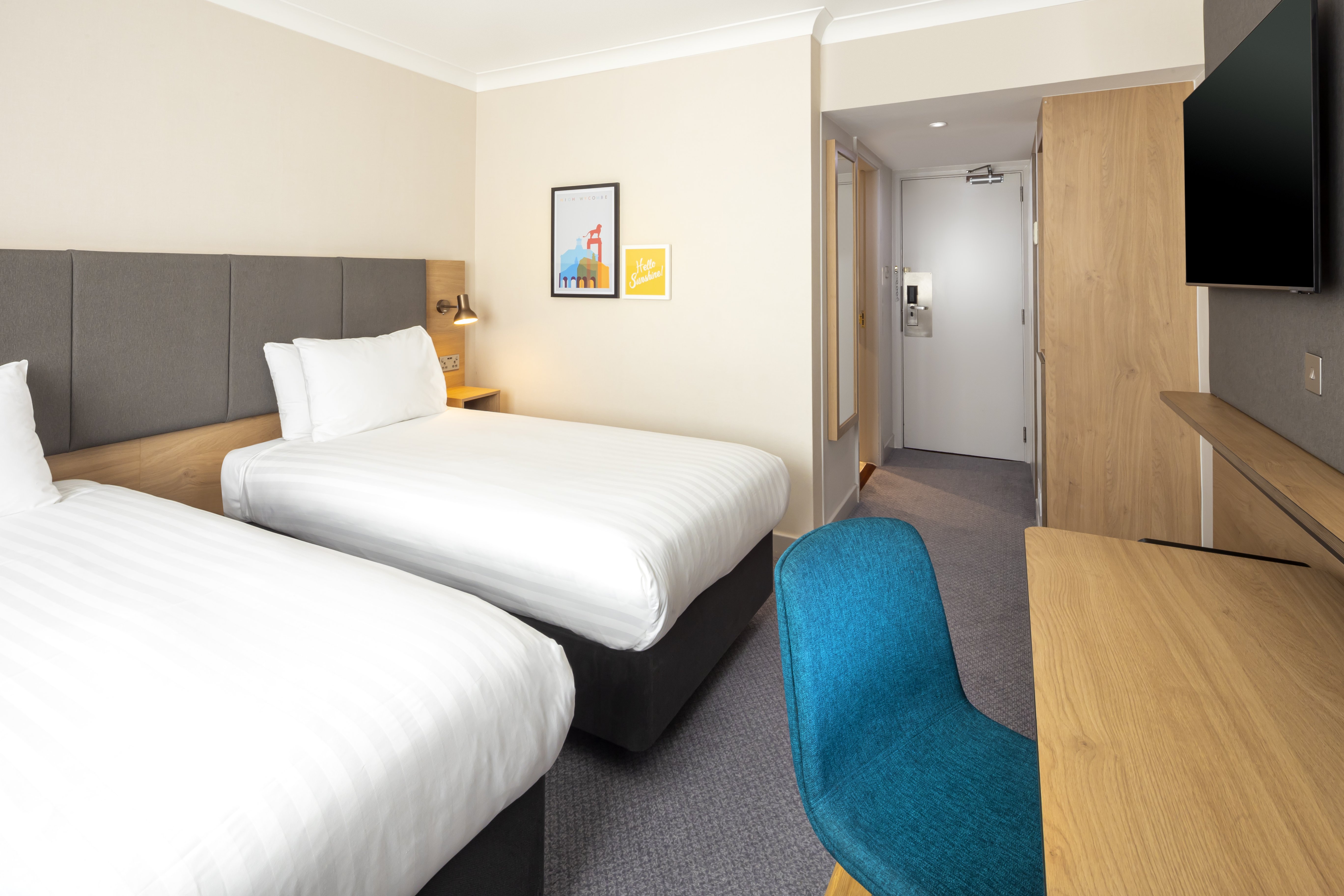holiday inn london gatwick airport by ihg