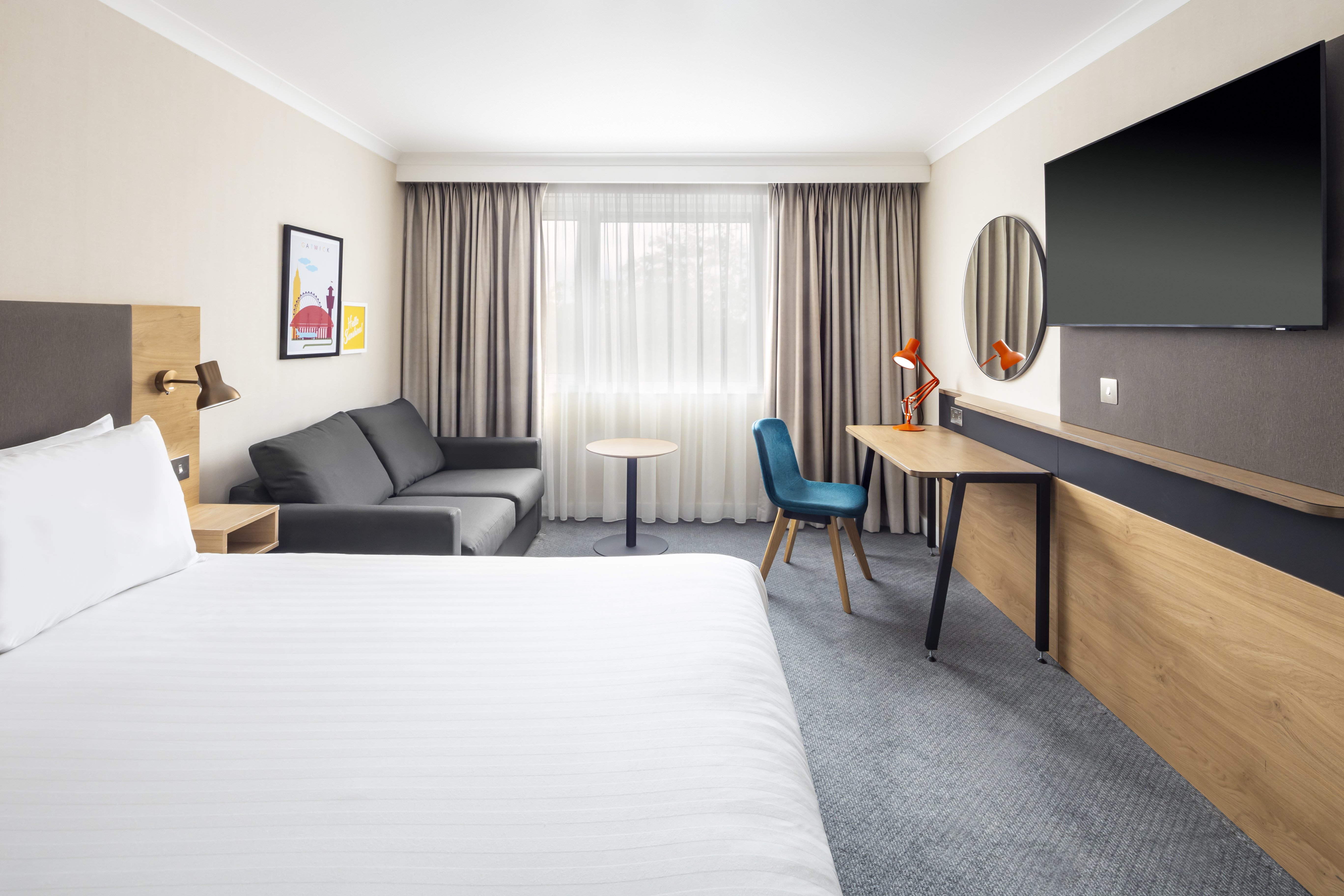 holiday inn london gatwick airport by ihg