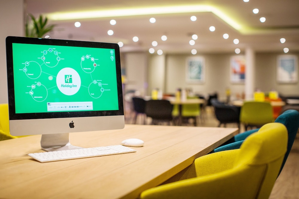 holiday inn london gatwick airport by ihg