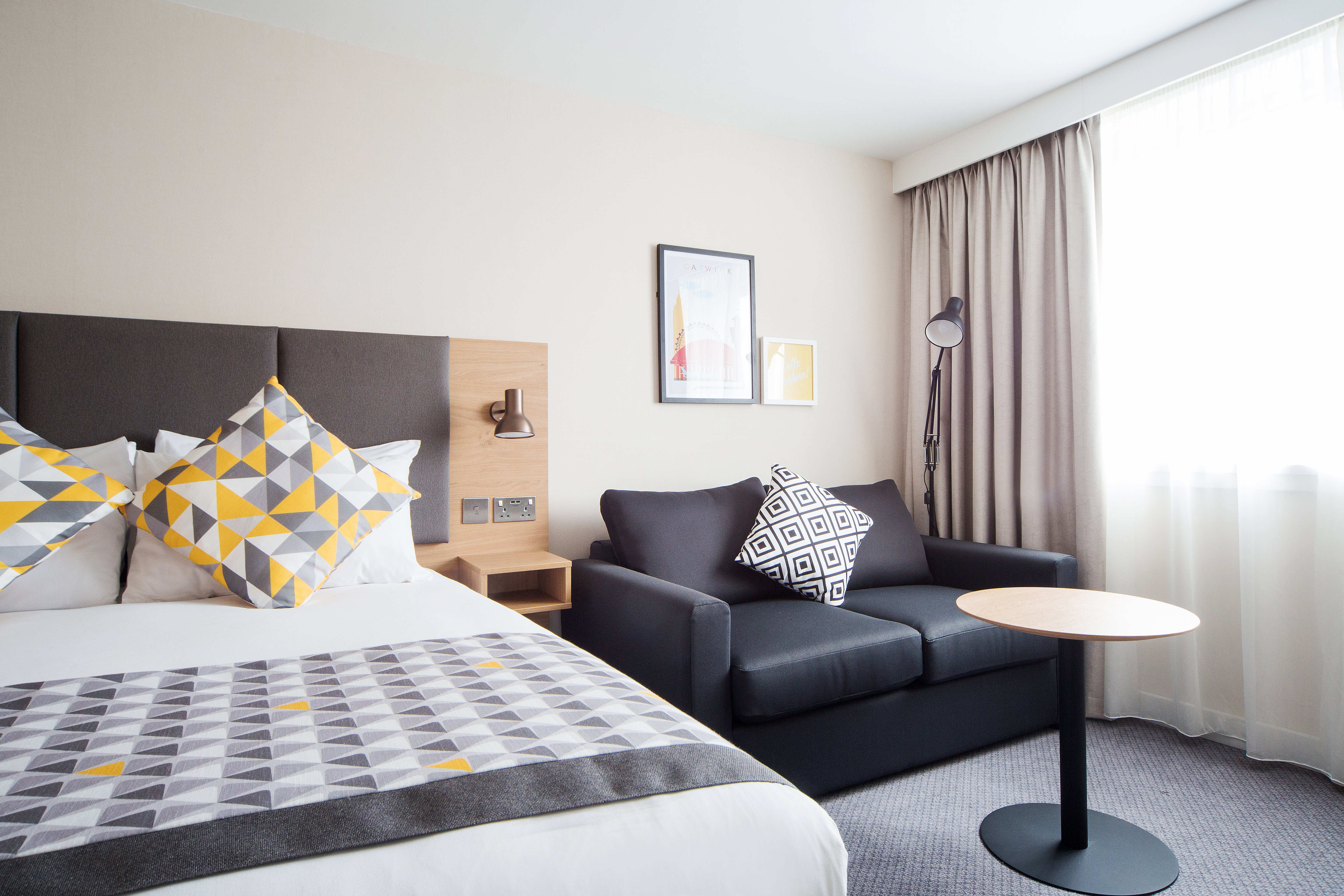holiday inn london gatwick airport by ihg