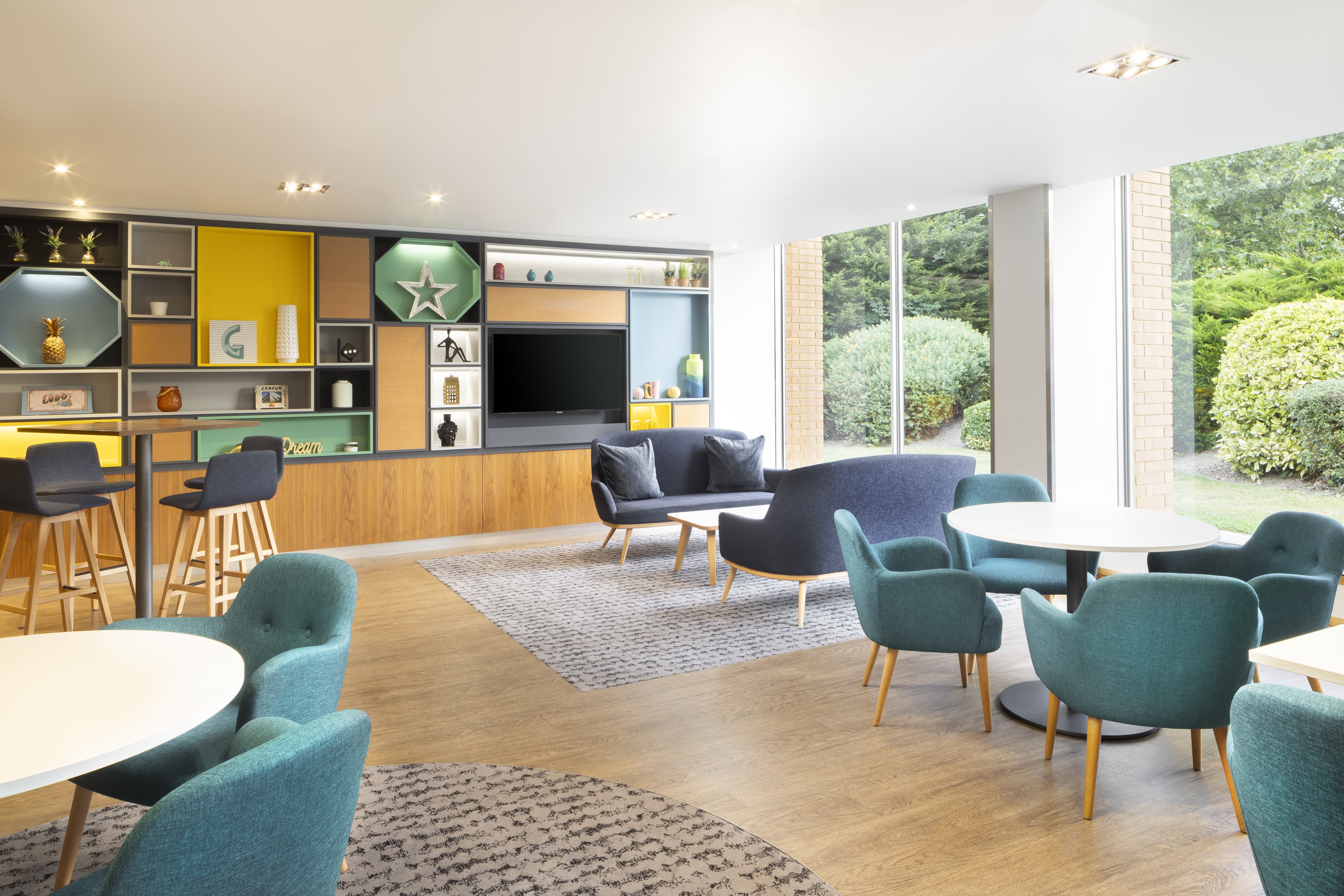 holiday inn london gatwick airport by ihg