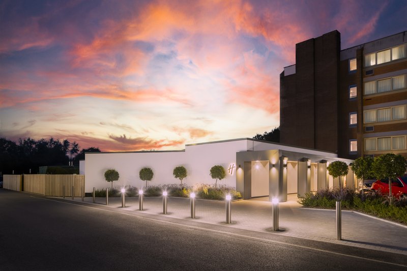 holiday inn london gatwick airport by ihg