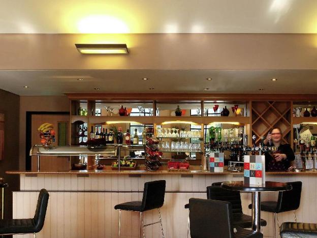 ibis styles london gatwick airport