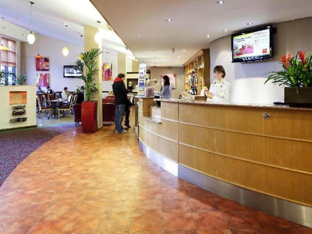 ibis styles london gatwick airport