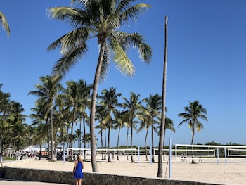 beacon hotel south beach