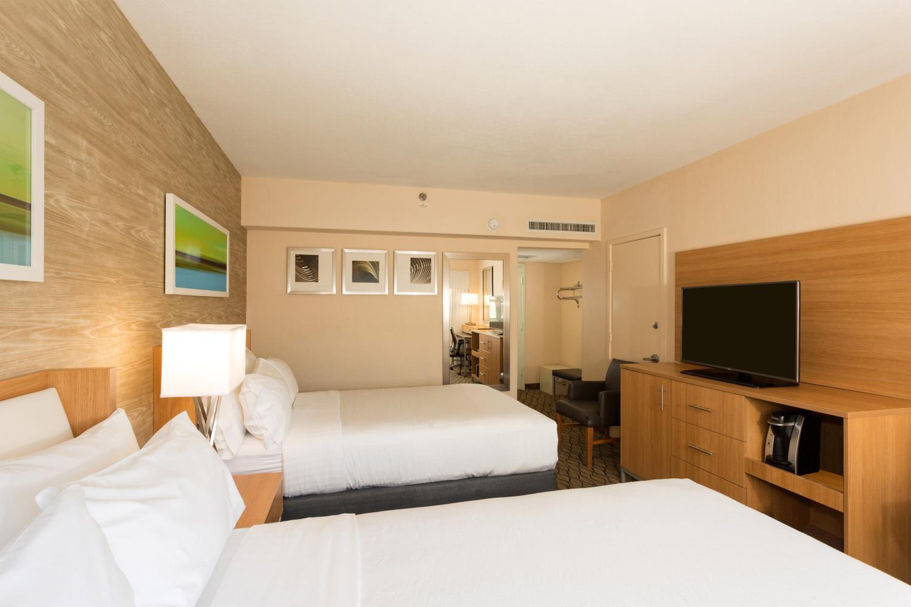 holiday inn miami beach oceanfront by ihg
