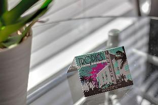 Tropics Hotel And Hostel,Miami>>Collins Avenue Shopping Area,2 star