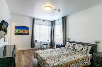 tropics hotel and hostel